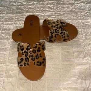 H2K cheetah sandals